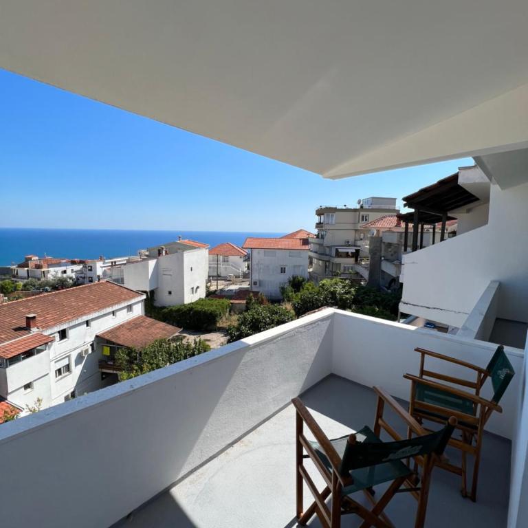 Apartments Andrović - Apartman sa 2 Spavaće Sobe, Terasom i Pogledom na More - 5
