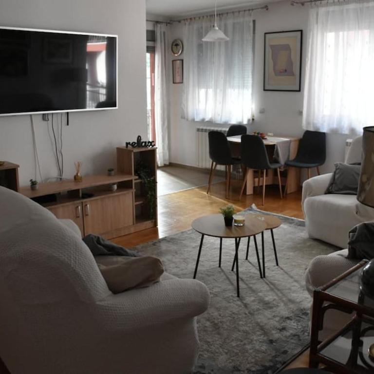 Toffee B&B - Two-Bedroom Apartment - 8