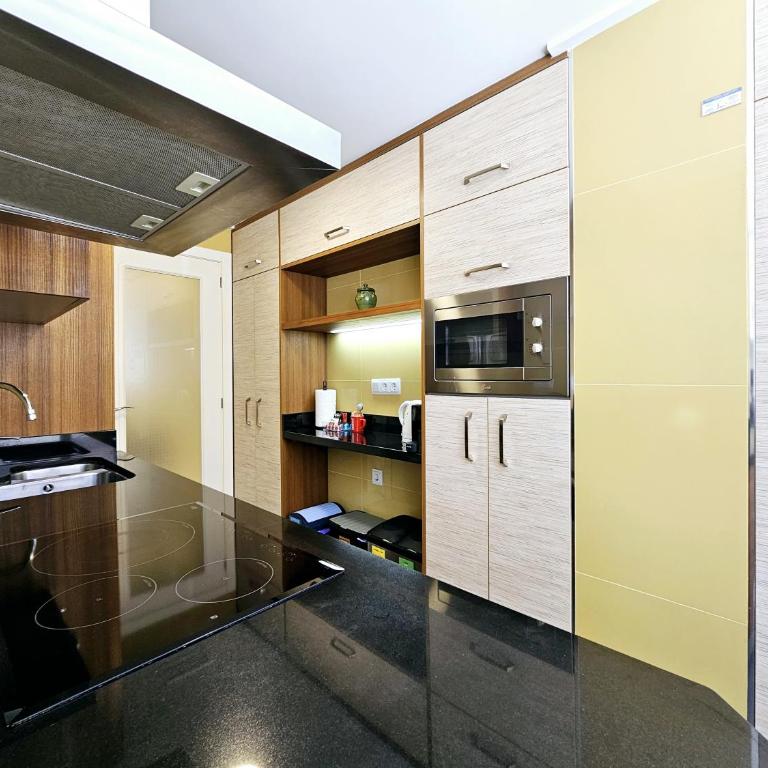 Apartamento NEPTUNO - Primera Línea de Playa by SunCastle apartamentos - Apartamento de 2 dormitorios - 19