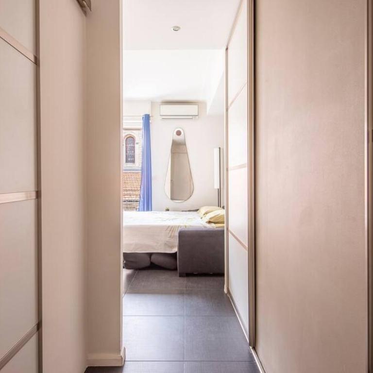 Balcony-Beautiful-Central-1 block beach-A.C-WIFI - Appartement 1 Chambre - 4