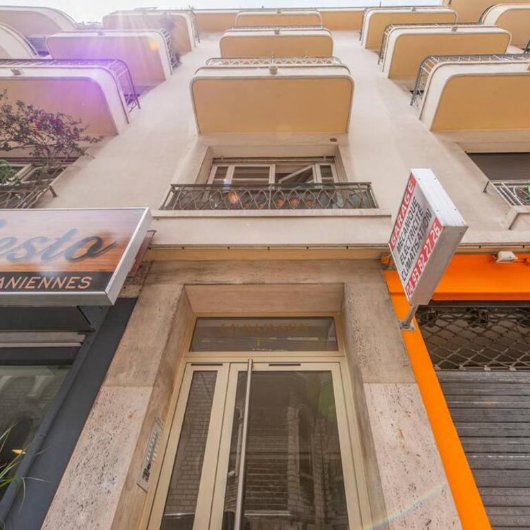 Balcony-Beautiful-Central-1 block beach-A.C-WIFI - Appartement 1 Chambre - 11