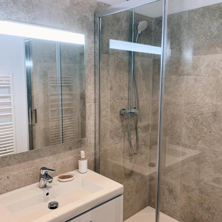 Au cœur du vieil Antibes - Appartement 1 Chambre - 12