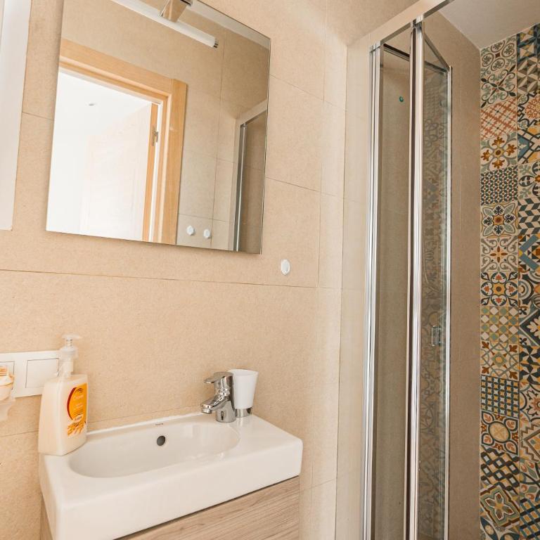 Casa María Top Floor Studio Apartment with Swimming Pool - Apartamento de 1 dormitorio - 9