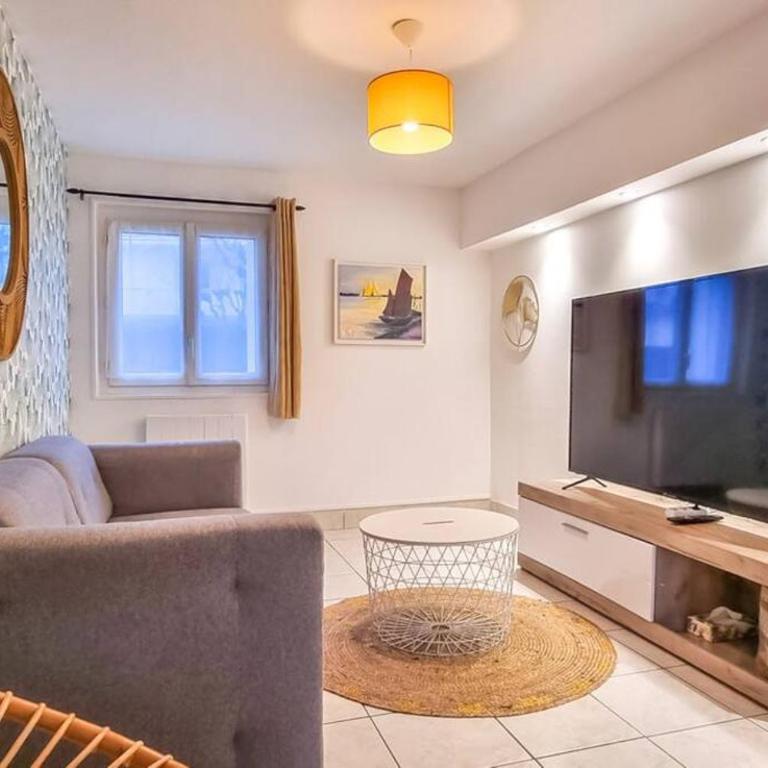ROYAN - Villa La Cigale - 7 chambres / 16 couchages - Villa - 4
