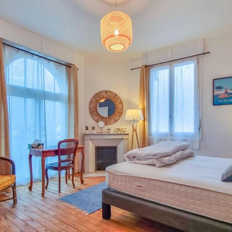 ROYAN - Villa La Cigale - 7 chambres / 16 couchages - Villa - 37