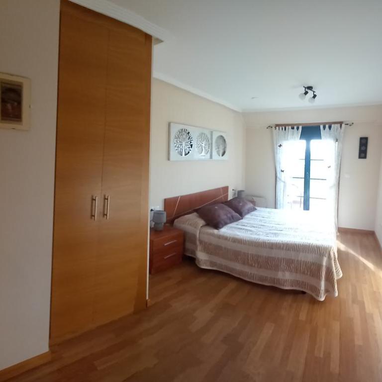 FOZ - Three-Bedroom Apartment - 4