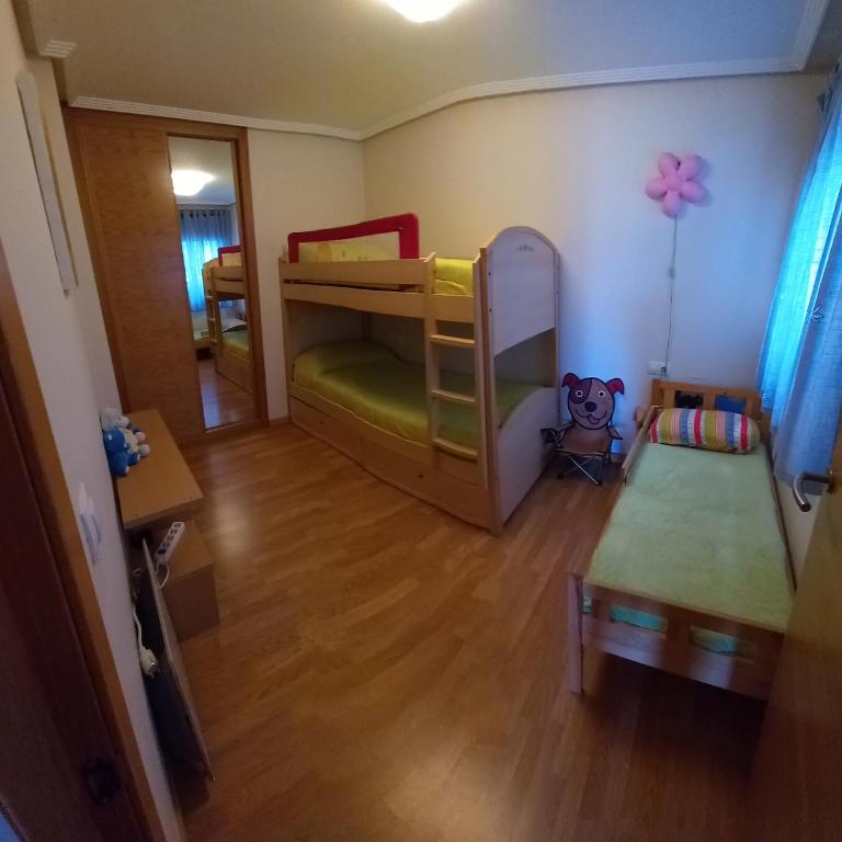 FOZ - Three-Bedroom Apartment - 5