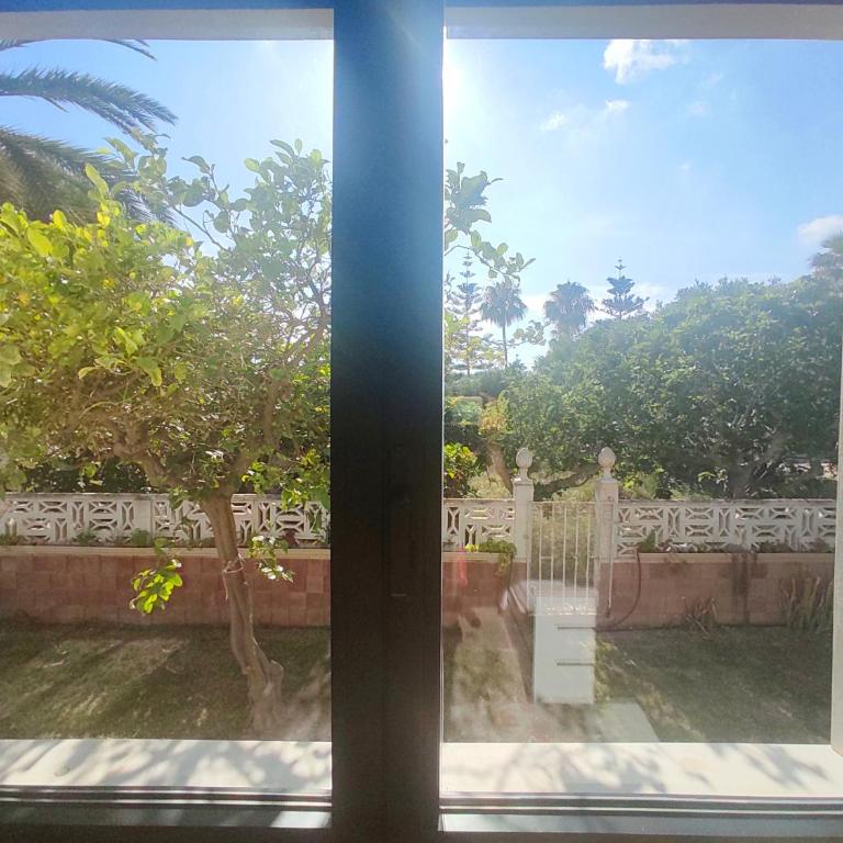 Chalé entero con Piscina, 700 m Playa Muchavista - Playa San Juan - Villa - 39