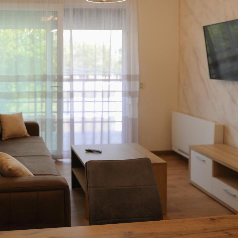 GOLDEN VIEW Sokobanja - Apartman sa Pogledom na Bazen - 1