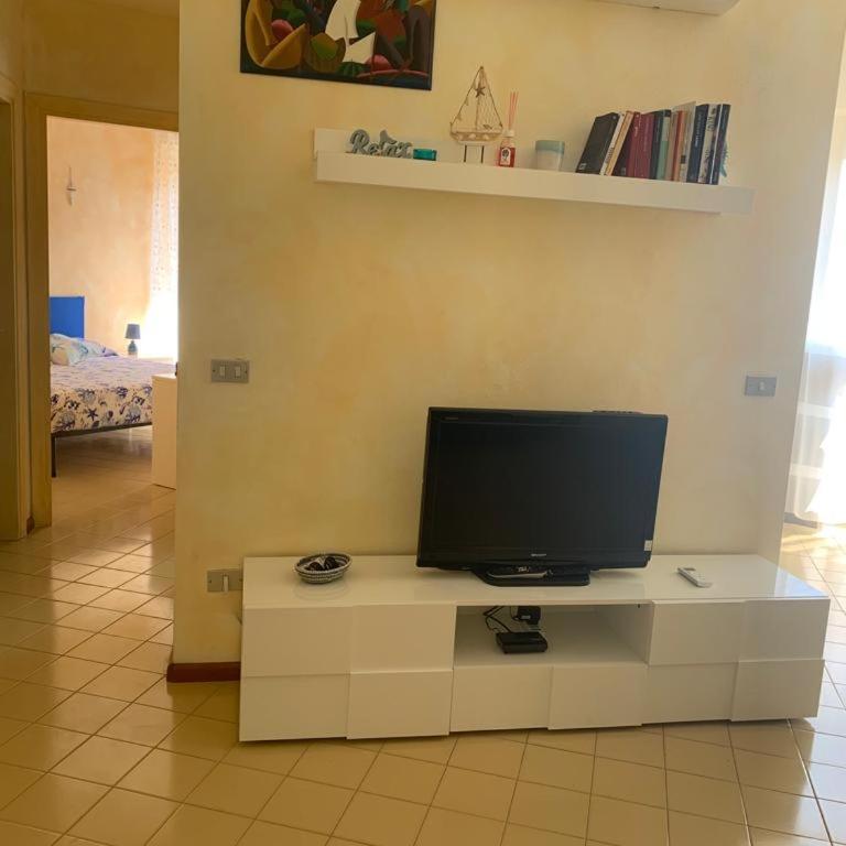 palau casa vacanza le ginestre - One-Bedroom Apartment - 11
