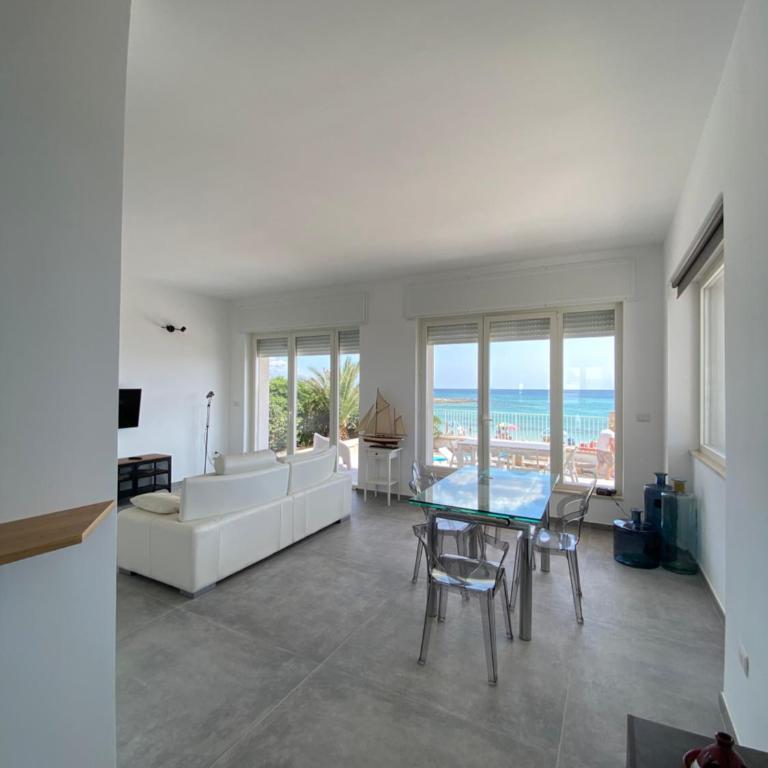Waterfront villa Tina - Three-Bedroom House - 2