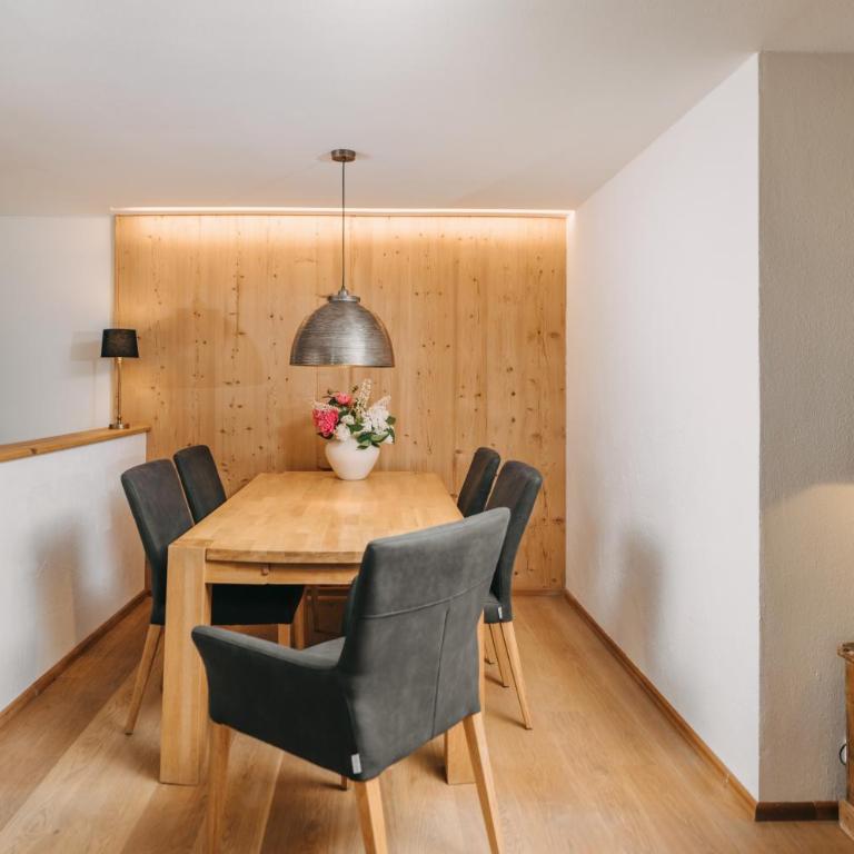 Mika Hof exklusive Apartments in Alleinlage mit Terrasse & Weitblick - Deluxe Apartment mit 2 Schlafzimmern - 10
