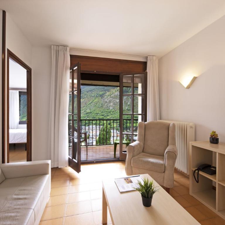 La Solana Apartaments & Spa - Appartement (4 Adultes) - Vue sur Montagne - 1