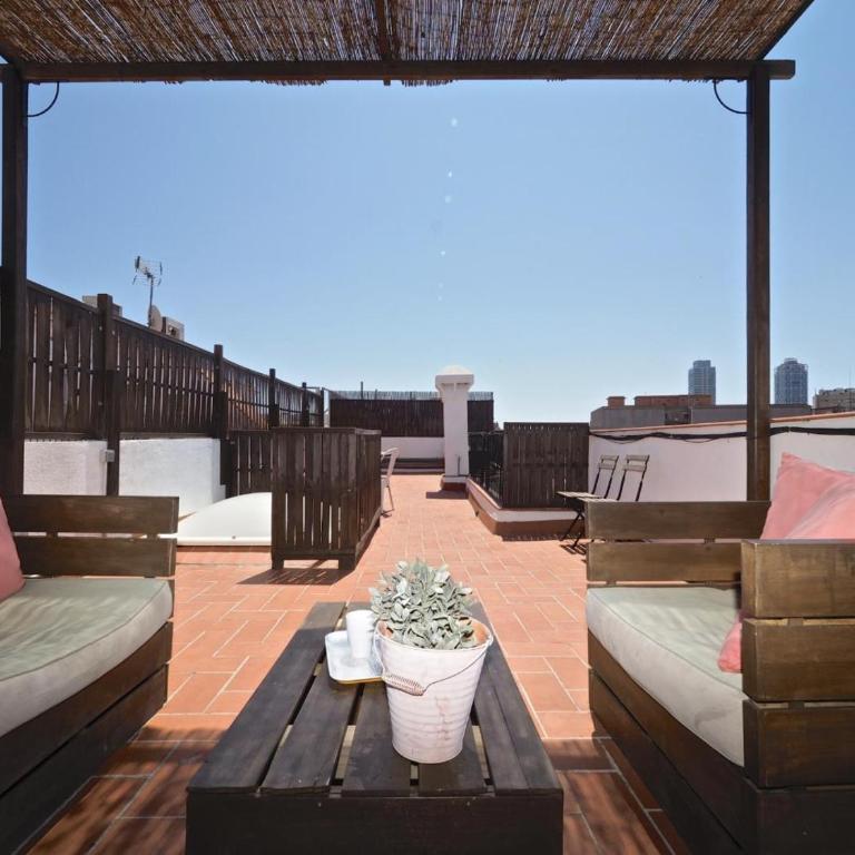 Sunny Rooftop Apartment - Apartment - 15
