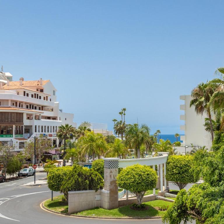 Sunny Home JK Mareverde Fanabe beach Love - Apartment with Terrace - 15