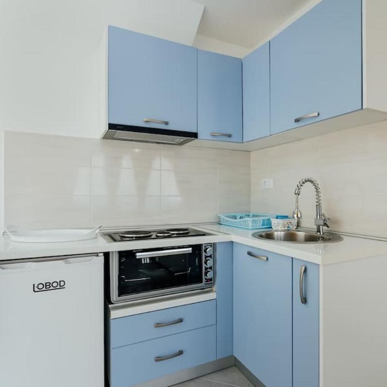 Charmy Studio Lux - One-Bedroom Apartment - 13