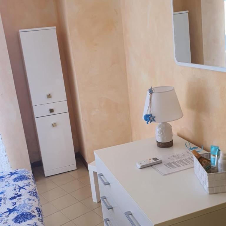 palau casa vacanza le ginestre - One-Bedroom Apartment - 6