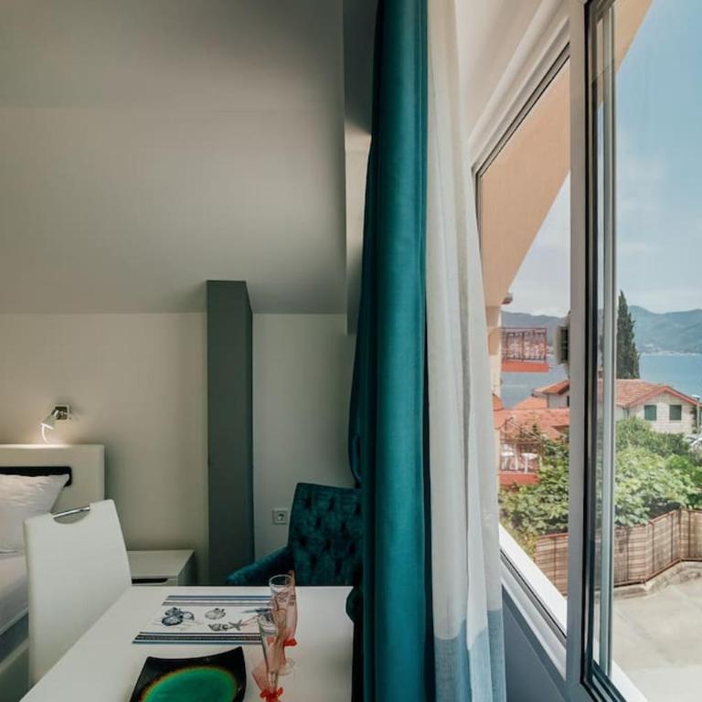 Charmy Studio Lux - One-Bedroom Apartment - 47