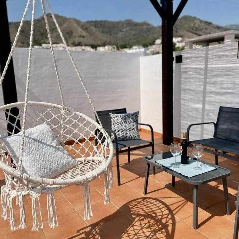 Ático con vistas al mar y en Nerja - Apartamento de 1 dormitorio - 3