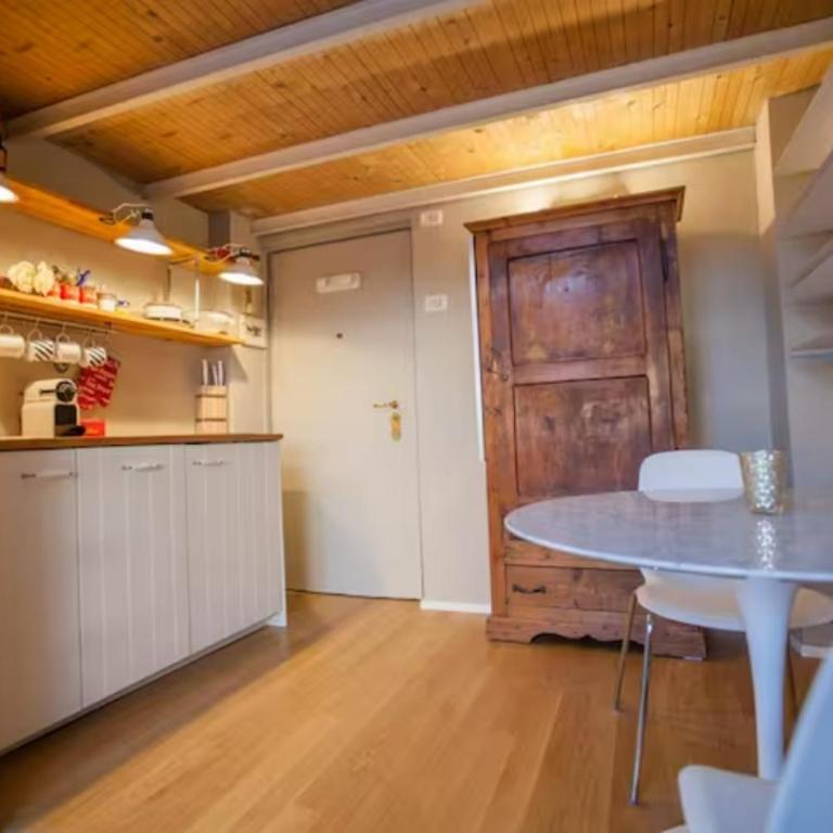 GuestHost - Cosy Studio Milano- Corso Como - Appartamento su 2 Livelli - 8