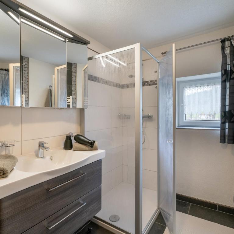 Ferienwohnungen Vordergriess - Apartment mit 3 Schlafzimmern und Balkon - 13