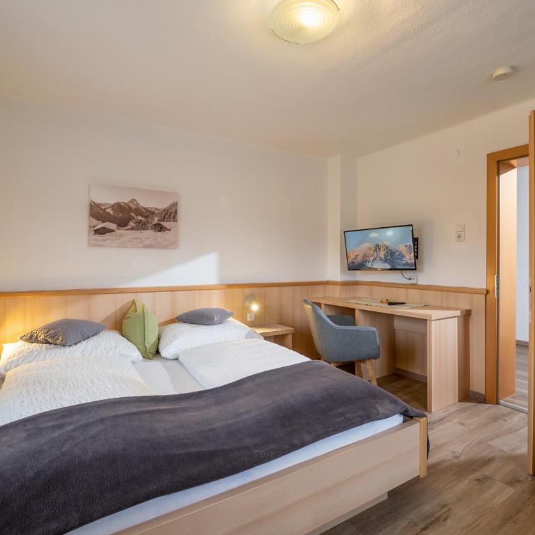 Ferienwohnungen Vordergriess - Apartment mit 3 Schlafzimmern und Balkon - 14