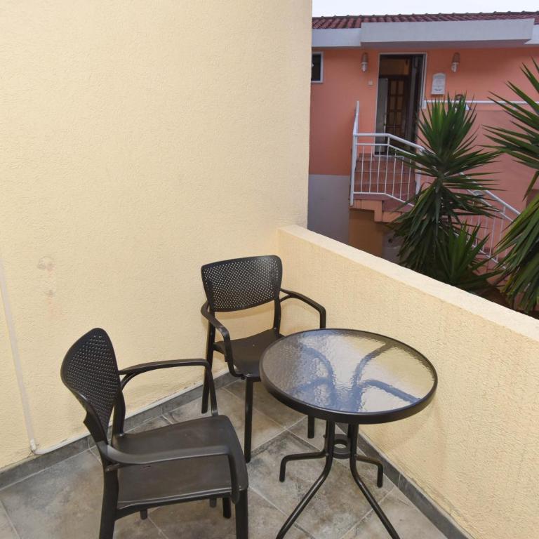Apartments Jelušić - Studio - 9