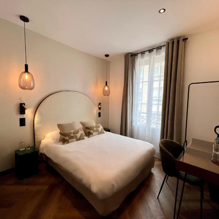 Hôtel des Beaux Arts - Family Room - 13