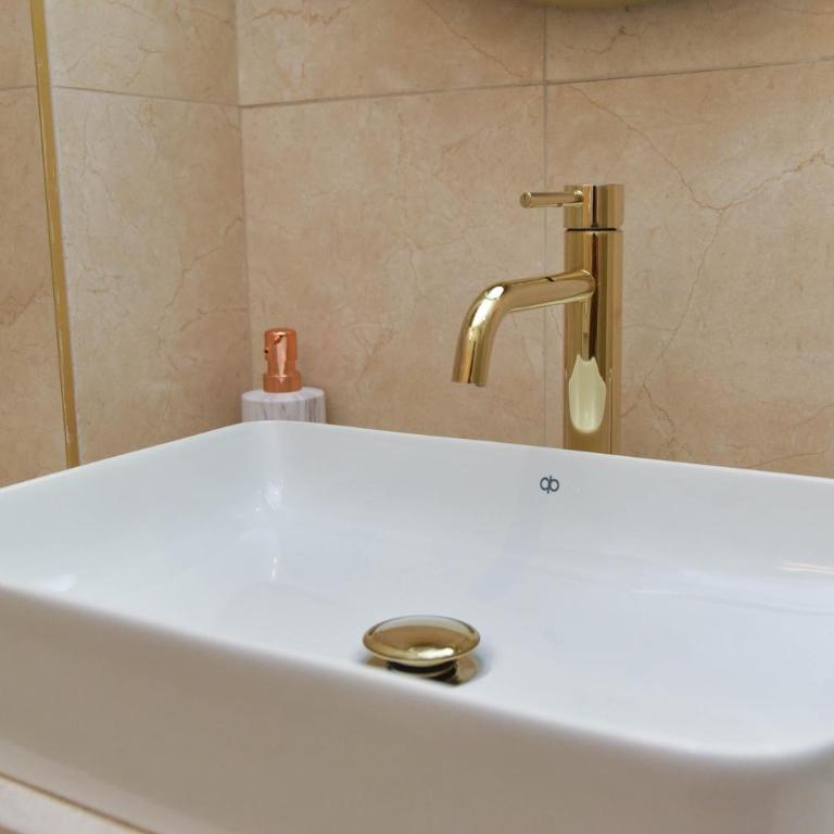 Apartments Jelušić - Studio - 11