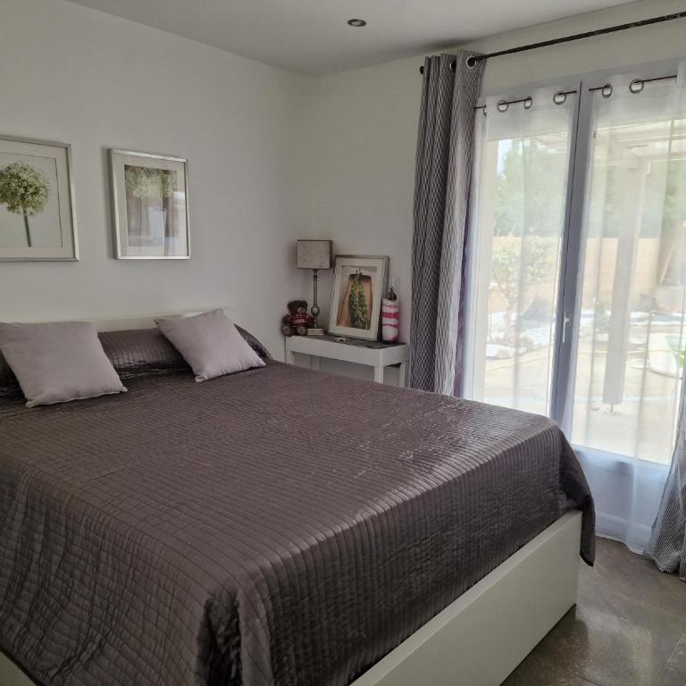 villa ORANANS - Villa 3 Chambres - 16