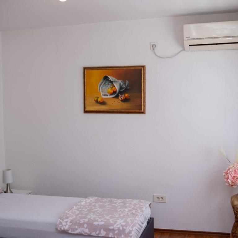 Apartment Mery - Two-Bedroom Apartment - 22