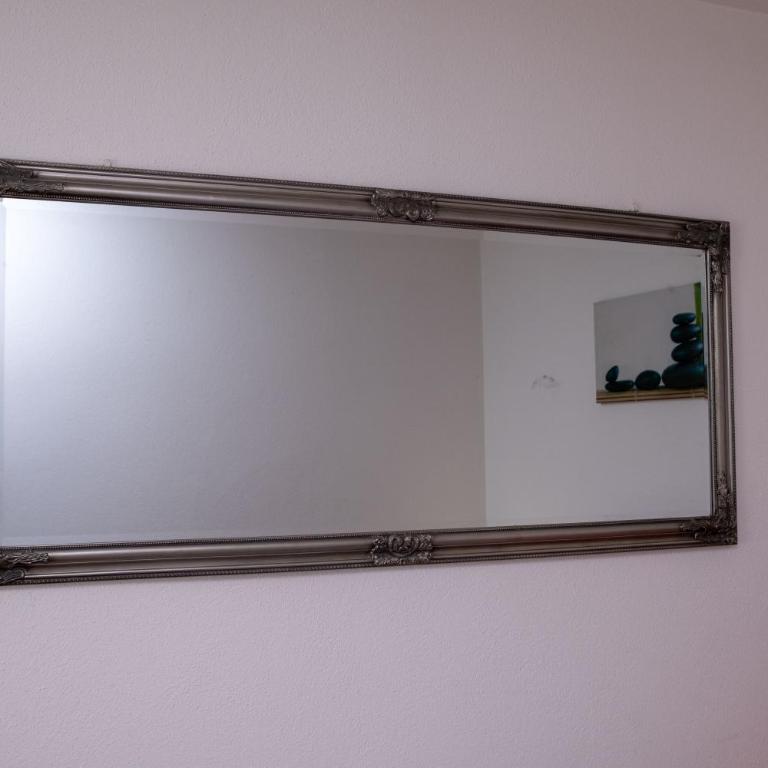 Apartment Mery - Two-Bedroom Apartment - 60