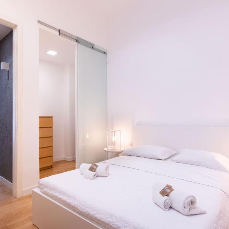 Oliveri Vintage House at Politeama - Two-Bedroom Apartment - 12