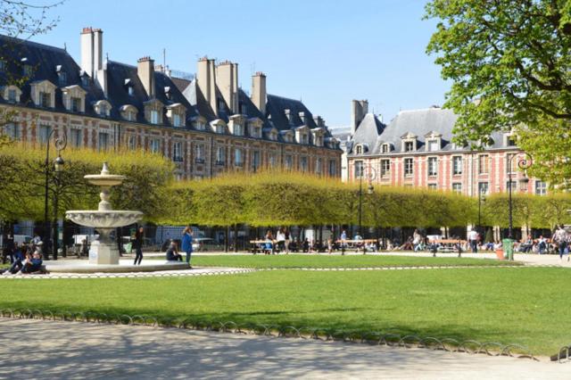 Place des Vosges - Appartement 2 Chambres - 16