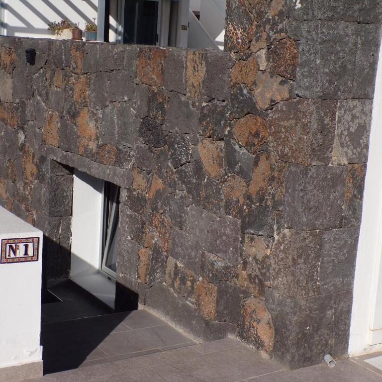 Cristea HOME - Three-Bedroom Apartment - 15