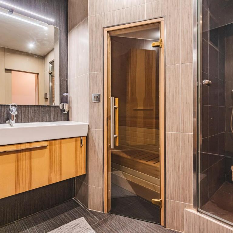 Hyper center Sauna air conditionner - Appartement 2 Chambres - 11