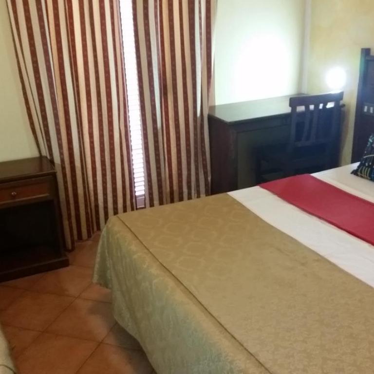 Hotel Chopin - Camera Tripla - 4