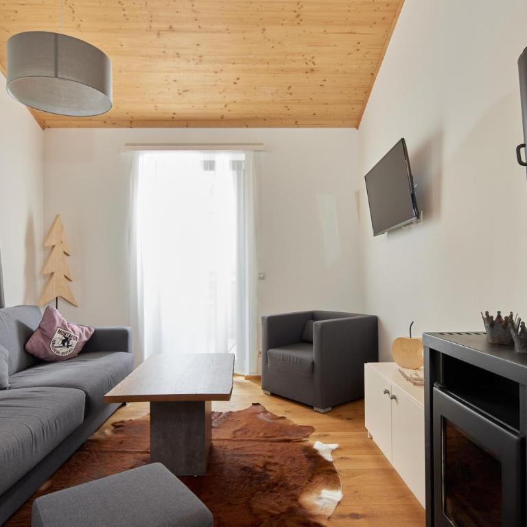 Chalet Resort Montafon I - Chalets & Chalet-Apartments - Deluxe Apartment B - 6