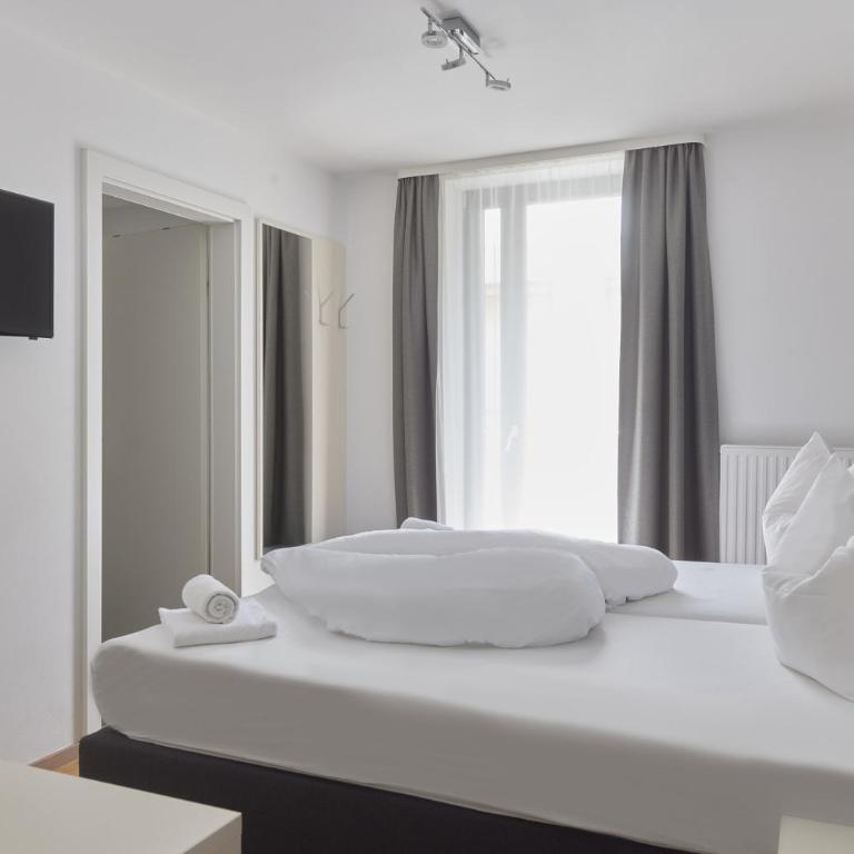 Chalet Resort Montafon I - Chalets & Chalet-Apartments - Deluxe Apartment B - 13