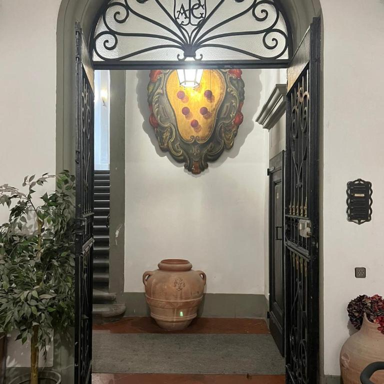 Elegant and historic 3-Bedroom in city center -By LikeHomeFlorence - Appartamento con 3 Camere da Letto - 2