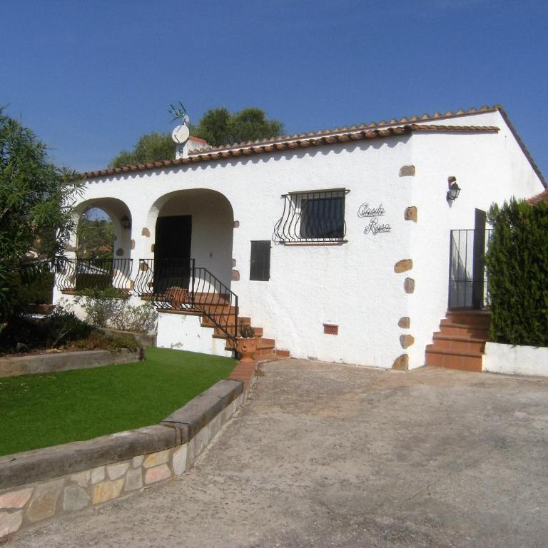 Casita Rosa - Four-Bedroom House - 1