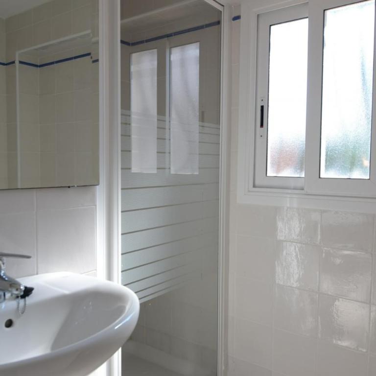 Casita Rosa - Four-Bedroom House - 24