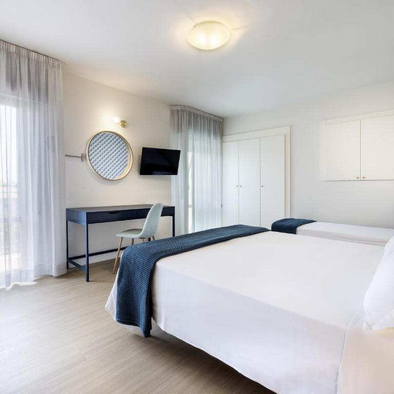 Hotel Buona fortuna - Camera Comfort - 12