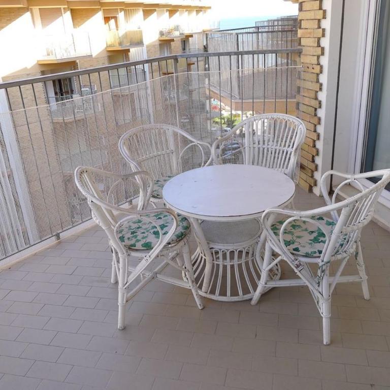 Centro Commerciale Apartments - Appartamento con 2 Camere da Letto - 10