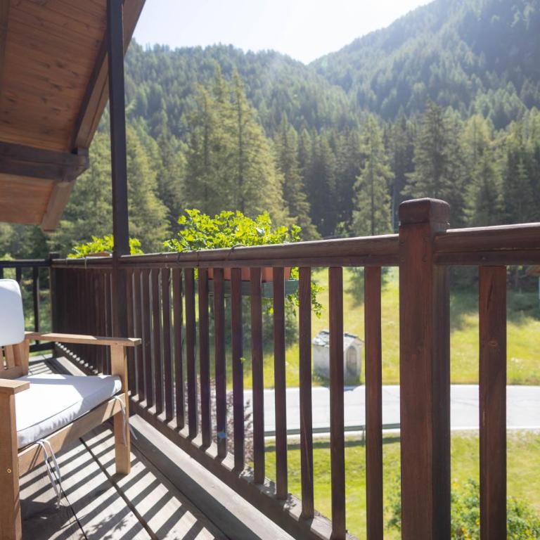 Alpine Forest Hotel & Restaurant - Camera King Deluxe - 8