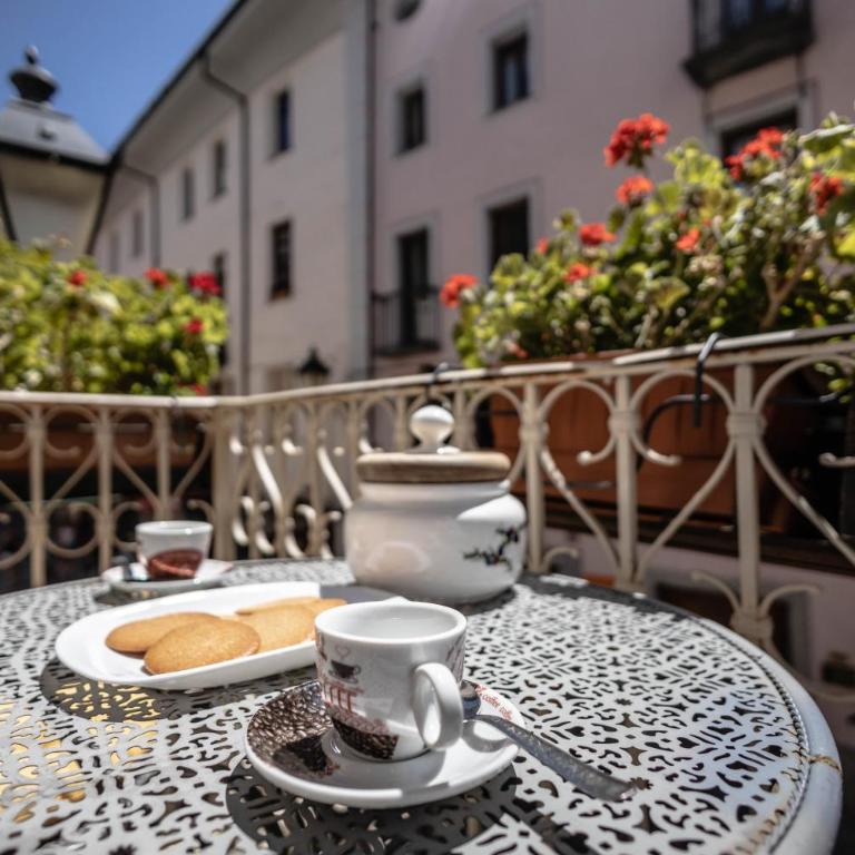 Domus Antica Aosta - Suite Superior con Balcone - 12
