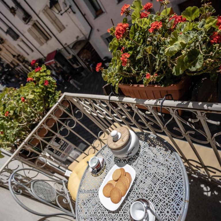 Domus Antica Aosta - Suite Superior con Balcone - 14