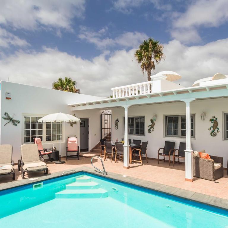 Charming Puerto Del Carmen Villa 4 Bedrooms Villa Tarez Private Pool - Four-Bedroom Villa - 2