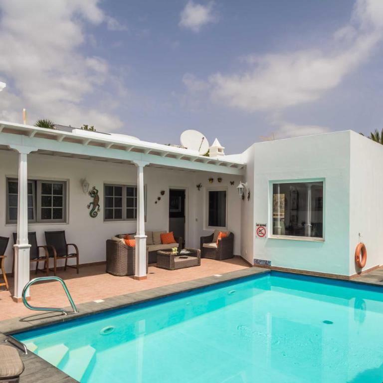 Charming Puerto Del Carmen Villa 4 Bedrooms Villa Tarez Private Pool - Four-Bedroom Villa - 10