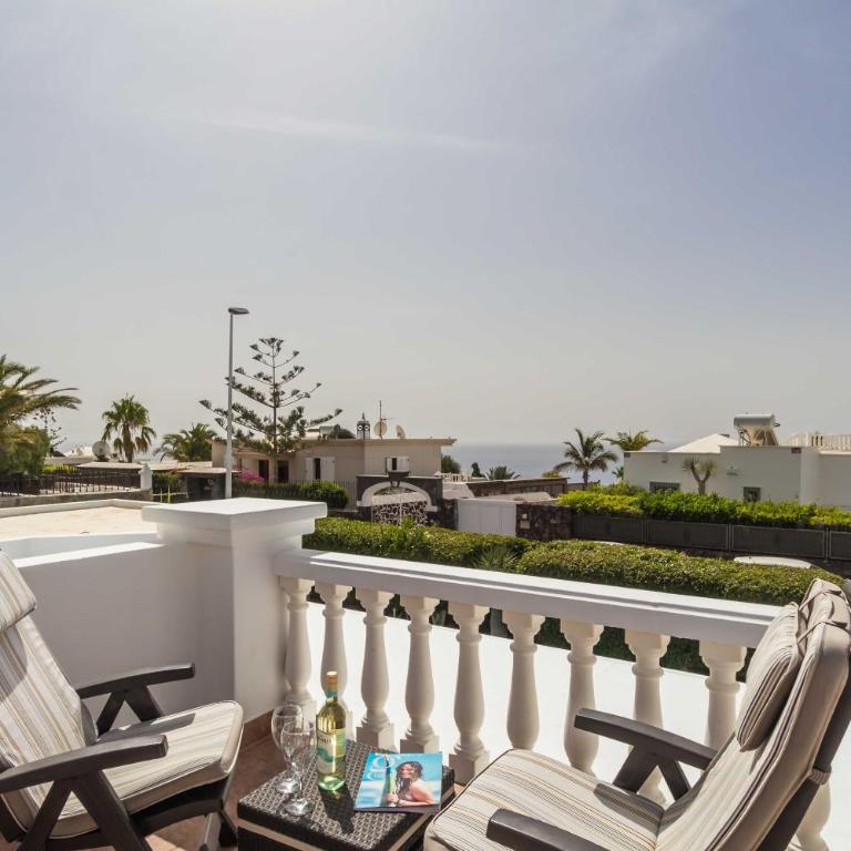Charming Puerto Del Carmen Villa 4 Bedrooms Villa Tarez Private Pool - Four-Bedroom Villa - 34